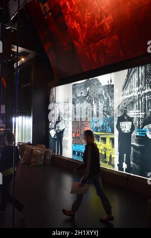 FRANCE. HAUTE-MARNE (52). COLOMBEY-LES-DEUX-LUNETTES. LE MÉMORIAL CHARLES DE GAULLE IMAGINÉ PAR JACQUES MILLET ET JEAN-COME CHILOU, L'ARCHIT FRANÇAIS Banque D'Images