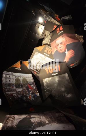 FRANCE. HAUTE-MARNE (52). COLOMBEY-LES-DEUX-LUNETTES. LE MÉMORIAL CHARLES DE GAULLE IMAGINÉ PAR JACQUES MILLET ET JEAN-COME CHILOU, L'ARCHIT FRANÇAIS Banque D'Images