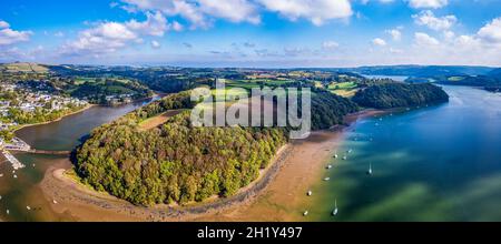 Panorama de Stoke Gabriel et River Dart d'un drone, Devon, Angleterre, Europe Banque D'Images