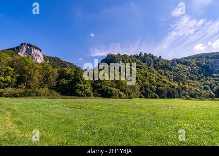 Magnifique randonnée d'automne près de Beuron dans le parc naturel du Haut-Danube avec de superbes vues et panoramas Banque D'Images