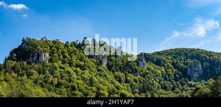 Magnifique randonnée d'automne près de Beuron dans le parc naturel du Haut-Danube avec de superbes vues et panoramas Banque D'Images