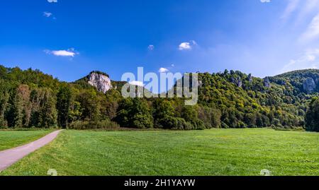 Magnifique randonnée d'automne près de Beuron dans le parc naturel du Haut-Danube avec de superbes vues et panoramas Banque D'Images