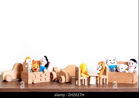 Collection de différents types de jouets pour enfants.Développement de l'enfant et concept d'éducation. Banque D'Images