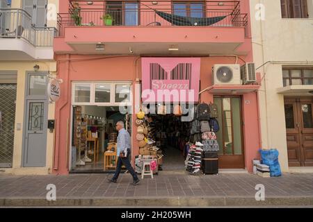 Einkaufsstraße Arkadiou, Rethymno, Kreta, Griechenland Banque D'Images