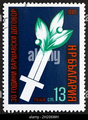 BULGARIE - VERS 1985 : timbre imprimé en Bulgarie dédié au Traité de Varsovie, 30e anniversaire, vers 1985 Banque D'Images