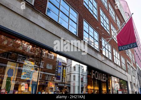 Librairie Foyles sur Charing Cross Road, Londres Angleterre Royaume-Uni Banque D'Images