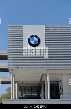 BMW Berlin Branch, Kaiserdamm, Westend, Charlottenburg, Berlin,Allemagne Banque D'Images