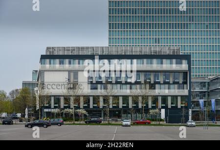 Accenture, Anni-Albers-Strasse, Schwabing, Munich, Bavière,Allemagne Banque D'Images
