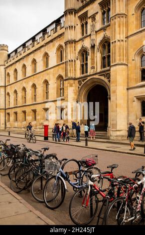 Royaume-Uni, Angleterre, Cambridgeshire, Cambridge, Trumpington Street,Centre d'accès du collège de Corpus Christi Banque D'Images