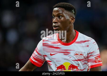 PARIS, FRANCE - OCTOBRE 19 : Ilaix Moriba de RB Leipzig lors du match de la Ligue des champions de l'UEFA entre Paris Saint-Germain et RB Leipzig au Parc des Princes le 19 octobre 2021 à Paris, France (photo de Herman Dingler/Orange Pictures) Banque D'Images