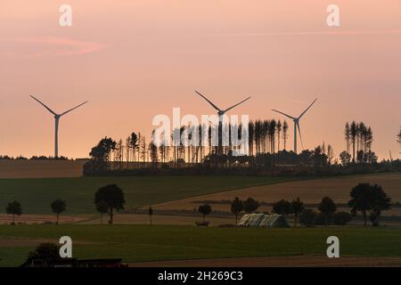 Éoliennes près de Lichtenau (Westphalie) Banque D'Images