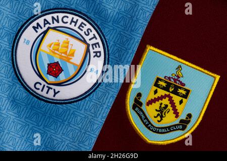 Gros plan sur l'écusson du club de Man City et Burnley. Banque D'Images