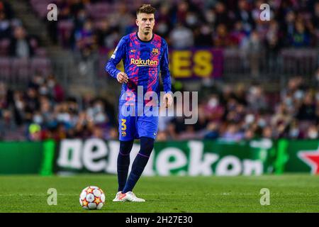 BARCELONE, ESPAGNE - OCTOBRE 20 : Gerard pique du FC Barcelone pendant le match de la Ligue des champions de l'UEFA entre le FC Barcelone et Dinamo Kiev au Camp Nou le 20 octobre 2021 à Barcelone, Espagne (photo de Pablo Morano/Orange Pictures) Banque D'Images