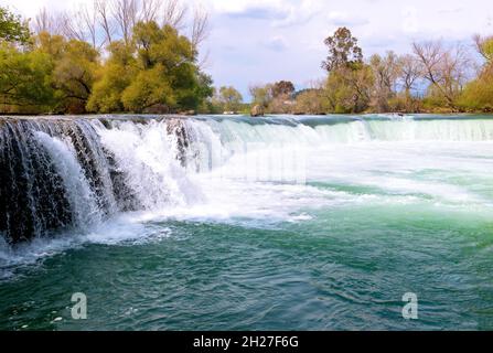 Chutes d'eau à Manavgat, Antalya, Turquie. Banque D'Images