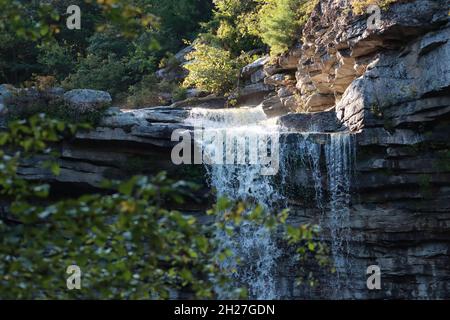 Petite chute d’eau Banque D'Images