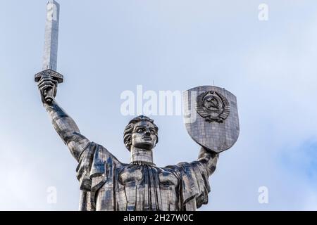 Défense du Monument de la mère patrie (Rodina Mat) à Kiev, Ukraine, Europe Banque D'Images