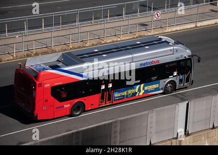 Washington, États-Unis.20 octobre 2021.Un point de vue général d'un Metrobus WMATA, à Washington, DC, le mercredi 20 octobre,2021, au milieu de la pandémie du coronavirus.(Graeme Sloan/Sipa USA) Credit: SIPA USA/Alay Live News Banque D'Images