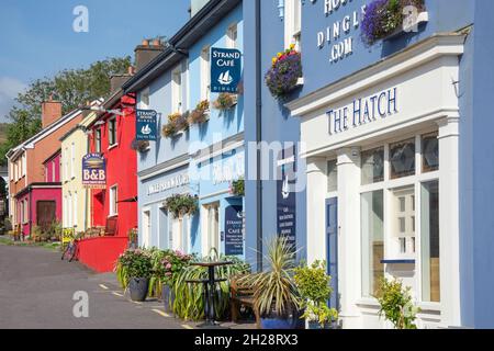 Bâtiments colorés, Strand Street, Dingle, Dingle Peninsula (Corca Dhuibhne), Comté de Kerry, République d'Irlande Banque D'Images