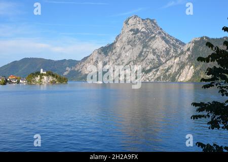 Ansicht von Traunkirchen am Traunsee, Salzkammergut, Österreich, Europa - vue de Traunkirchen sur Traunsee, Salzkammergut, Autriche, Europe Banque D'Images