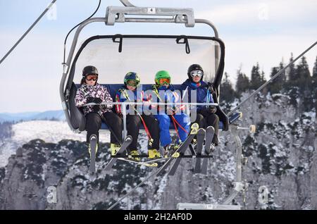 Sports d'hiver à Österreich, Schigebiet Kasberg (Grünau, Almtal, Salzkammergut, Bezirk Gmunden,Oberösterreich, Österreich) - Sports d'hiver en Autriche, Banque D'Images