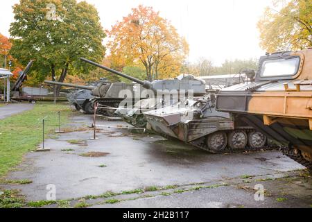 Poznan, Pologne - chars et équipements militaires sur la Citadelle de Poznan. Banque D'Images