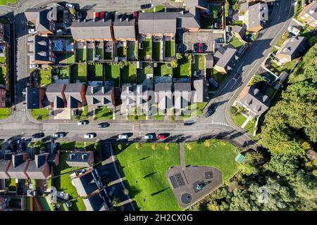 Vue aérienne du domaine de l'habitation en Angleterre.Vue directe en bas de satellite image style.quartier britannique Banque D'Images