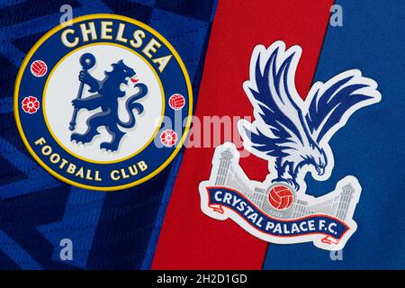 Gros plan sur l'écusson du club de Chelsea et Crystal Palace. Banque D'Images