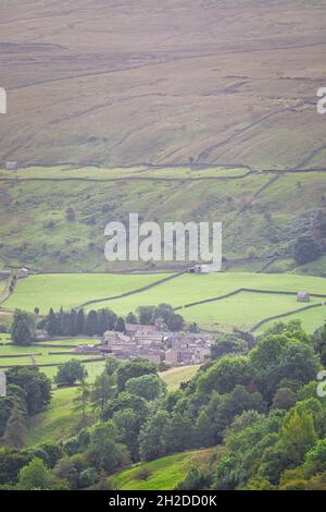 Village de Muker niché à l'extrémité ouest de Swaledale dans le parc national de Yorkshire Dales, Richmondhsire, North Yorkshire, Angleterre Banque D'Images