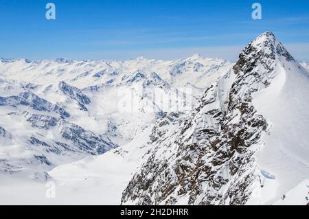 Impressionnant paysage de montagne dans les Alpes de Stubai Banque D'Images