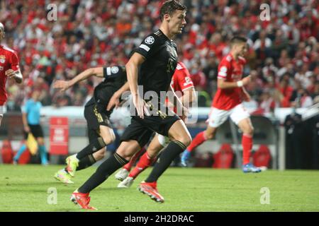 Benjamin Pavard du Bayern Munich lors de la Ligue des champions de l'UEFA, match de football du Groupe E entre SL Benfica et Bayern Munich le 20 octobre 2021 à l'Estadio da Luz à Lisbonne, Portugal - photo Laurent Lairys / DPPI Banque D'Images