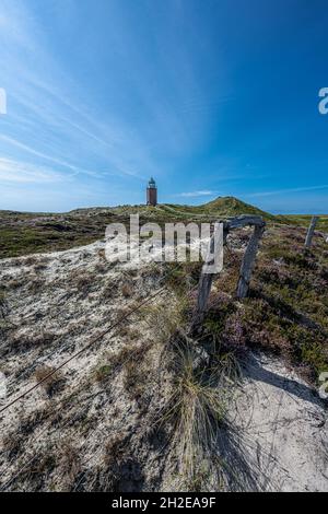 Quermarkenfeuer Rotes Kliff, petit phare sur Sylt, Allemagne Banque D'Images