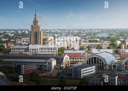 Vue aérienne de Riga avec l'Académie lettone des sciences - Riga, Lettonie Banque D'Images