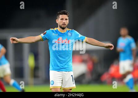 NAPLES, ITALIE - OCTOBRE 21: Dries Mertens de SSC Napoli réagit ,pendant le match de l'UEFA Europa League groupe C entre SSC Napoli et Legia Warszawa au Stadio Diego Armando Maradona le 21 octobre 2021 à Naples, Italie.(Photo par MB Media) Banque D'Images