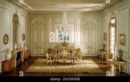 E-23: Salle à manger française des périodes Louis XV et Louis XIV, États-Unis, c.1937. Banque D'Images