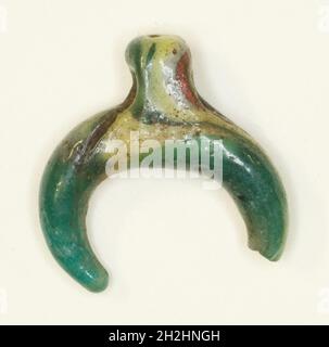 Amulet du Croissant lunaire, Égypte, période du Nouveau Royaume-Romain (environ 16ème siècle BCE-4ème siècle ce). Banque D'Images