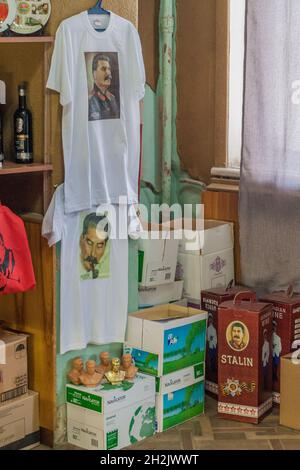 GORI, GÉORGIE - 15 JUILLET 2017 : boutique de souvenirs du musée Staline dans la ville de Gori, Géorgie. Banque D'Images