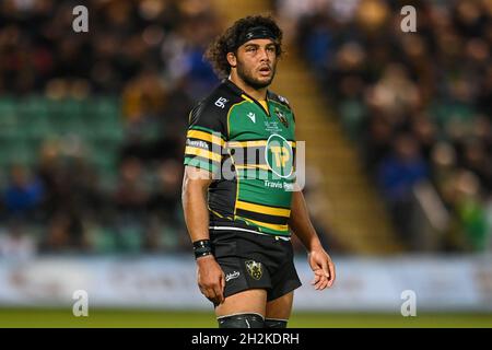 Northampton, Royaume-Uni.22 octobre 2021.Lewis Ludlam de Northampton Saints pendant le match en, le 10/22/2021.(Photo de Craig Thomas/News Images/Sipa USA) crédit: SIPA USA/Alay Live News crédit: SIPA USA/Alay Live News Banque D'Images