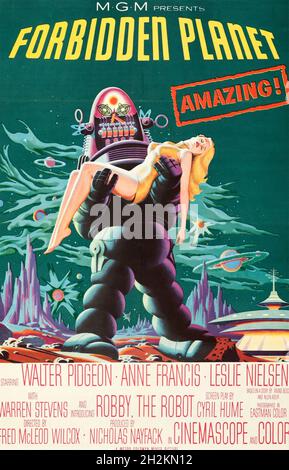 PLANÈTE INTERDITE 1 1956 film MGM avec Robby le robot et Anne Francis Banque D'Images