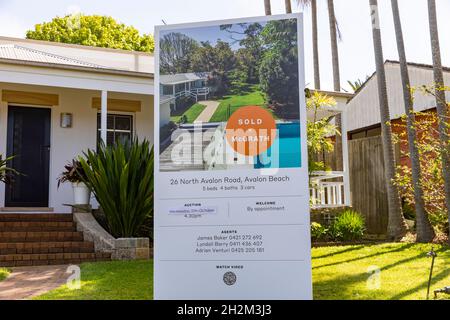 Maison de Sydney à Avalon Beach vendue pendant le marché de propriété de printemps par McGrath Immobilier, Avalon Beach banlieue, Australie Banque D'Images