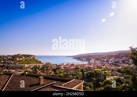 Vue panoramique sur la ville de Cassis en France Banque D'Images