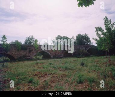 PUENTE ROMANO DE TALAMANCA DEL JARAMA.Emplacement : EXTÉRIEUR.TALAMANCA DEL JARAMA.MADRID.ESPAGNE. Banque D'Images