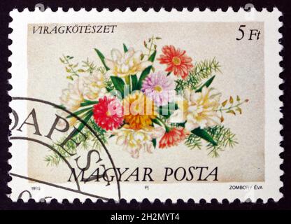 HONGRIE - VERS 1989: Un timbre imprimé en Hongrie montre Flower Arrangement, vers 1989 Banque D'Images