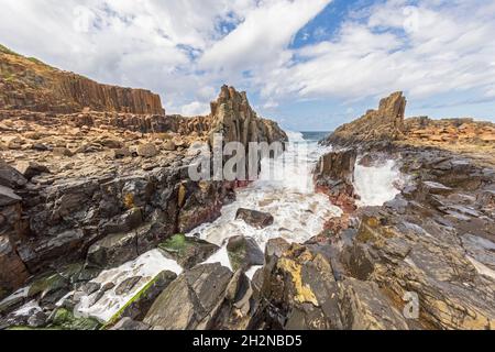 Nuages d'été au-dessus de Bombo Beach Banque D'Images