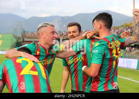 Terni, Italie.23 octobre 2021. Exultationof Ternana pendant Ternana Calcio vs LR Vicenza, Ligue italienne de championnat de football BKT à Terni, Italie, octobre 23 2021 crédit: Independent photo Agency/Alamy Live News Banque D'Images