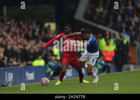 Liverpool, Royaume-Uni.23 octobre 2021.ISMALIA SARR, ALLAN, EVERTON FC V WATFORD FC PREMIER LEAGUE, 2021 crédit : Allstar Picture Library Ltd/Alay Live News Banque D'Images