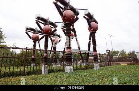 (211023) -- AMSTERDAM, 23 octobre 2021 (Xinhua) -- photo prise le 16 octobre 2021 montre Transformers à Haarlem, aux pays-Bas.Les prix de l'énergie aux pays-Bas ont continué d'augmenter récemment en raison de la demande croissante et de la pénurie croissante de gaz naturel en Europe.(Photo de Sylvia Lederer/Xinhua) Banque D'Images