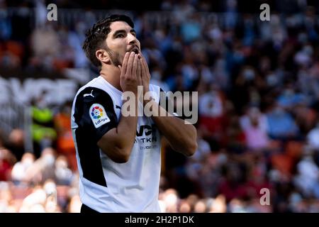 Valence, Espagne.23 octobre 2021.Carlos Soler de Valencia CF vu pendant l'espagnol la Liga, match de football entre Valencia CF et RCD Mallorca au stade de Mestalla à Valence.(score final; Valencia CF 2:2 RCD Mallorca) Credit: SOPA Images Limited/Alay Live News Banque D'Images