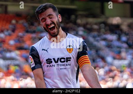 Valence, Espagne.23 octobre 2021.José Luis Gaya de Valencia CF réagit pendant le match de football espagnol la Liga entre Valencia CF et RCD Mallorca au stade Mestalla à Valence.(score final; Valencia CF 2:2 RCD Mallorca) Credit: SOPA Images Limited/Alay Live News Banque D'Images