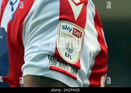 Londres, Royaume-Uni.23 octobre 2021.Le logo Sky Bet Championship est visible pendant le match.EFL Skybet Championship Match, Millwall v Stoke City au Den à Londres le samedi 23 octobre 2021. Cette image ne peut être utilisée qu'à des fins éditoriales.Utilisation éditoriale uniquement, licence requise pour une utilisation commerciale.Aucune utilisation dans les Paris, les jeux ou les publications d'un seul club/ligue/joueur. photo par Steffan Bowen/Andrew Orchard sports photographie/Alay Live news crédit: Andrew Orchard sports photographie/Alay Live News Banque D'Images