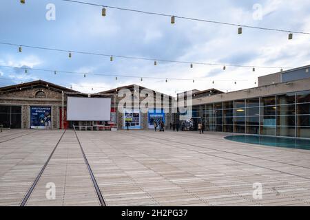 Ankara, Turquie - octobre 2021 : musée CerModern à Ankara, un musée accueille des expositions et événements d'art moderne dans un ancien atelier ferroviaire. Banque D'Images